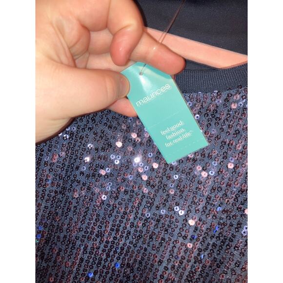 NWT Edgely by Maurices Navy Sequin Evening Twist Front Top Medium - Picture 5 of 8